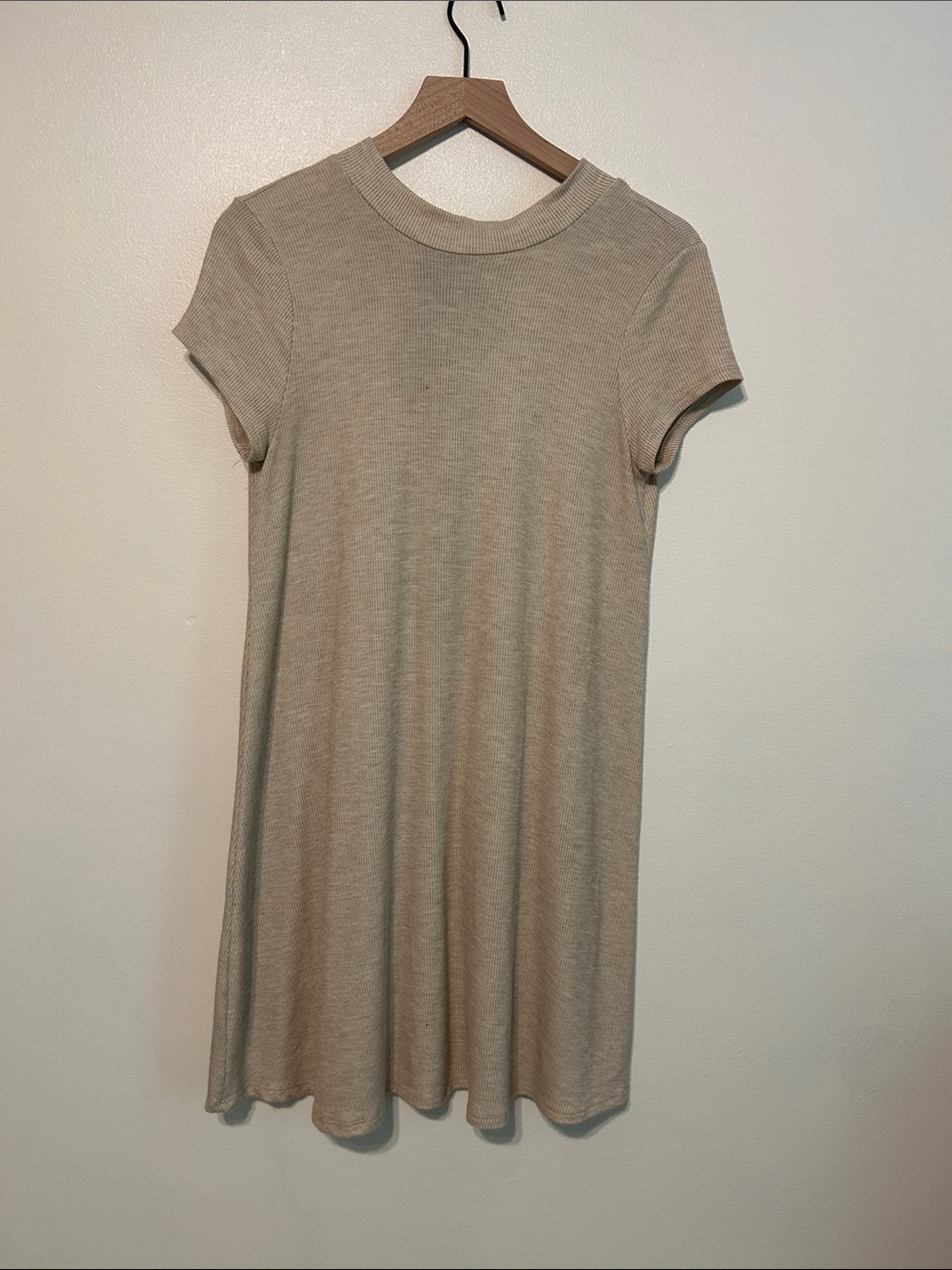 50% OFF LISTED PRICE Blu Pepper Beige Ribbed Short Sleeve Scarf Mini Dress S